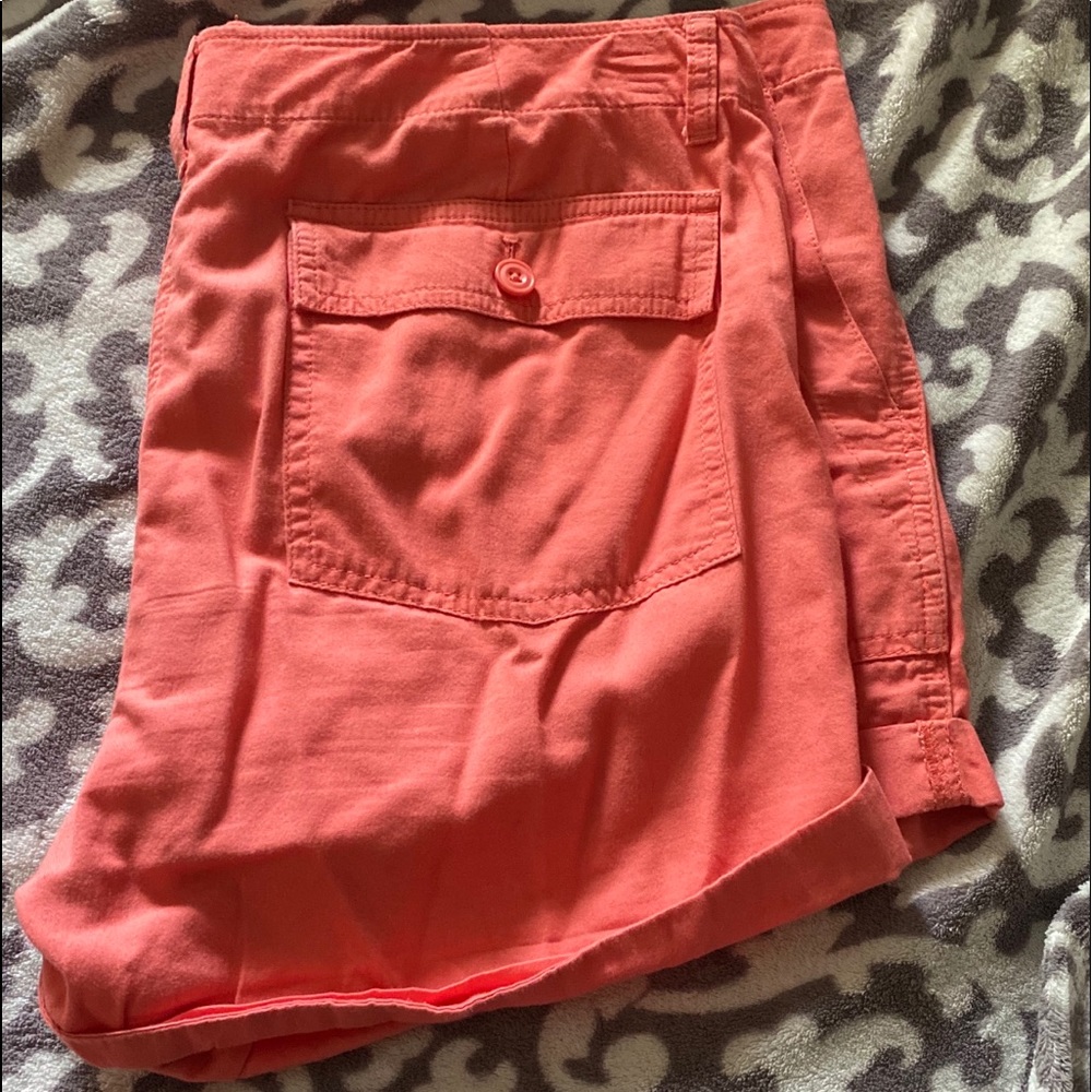 Women Loft Cargo shorts